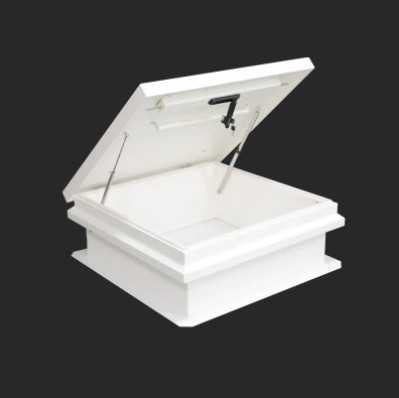 Hvordan håndterer man vandlækager omkring loftsvinduer?